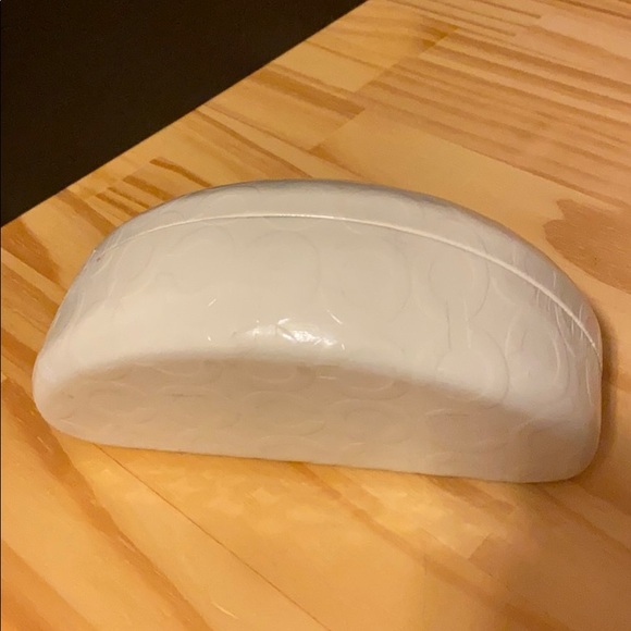 Hard Coach glasses case - Picture 4 of 6